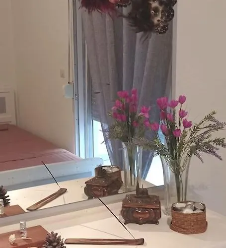 Sophie's Summer House Apartment *