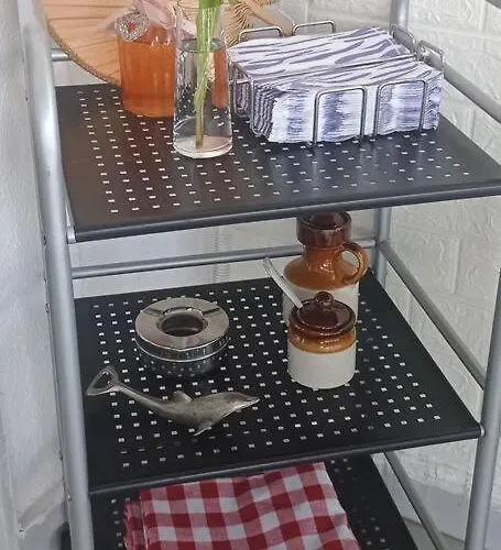 Sophie's Summer House Apartment *